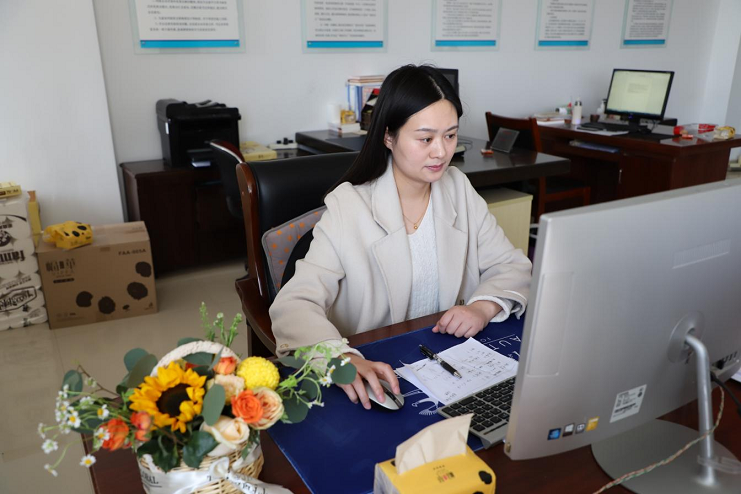 女工19.png 女工19.png